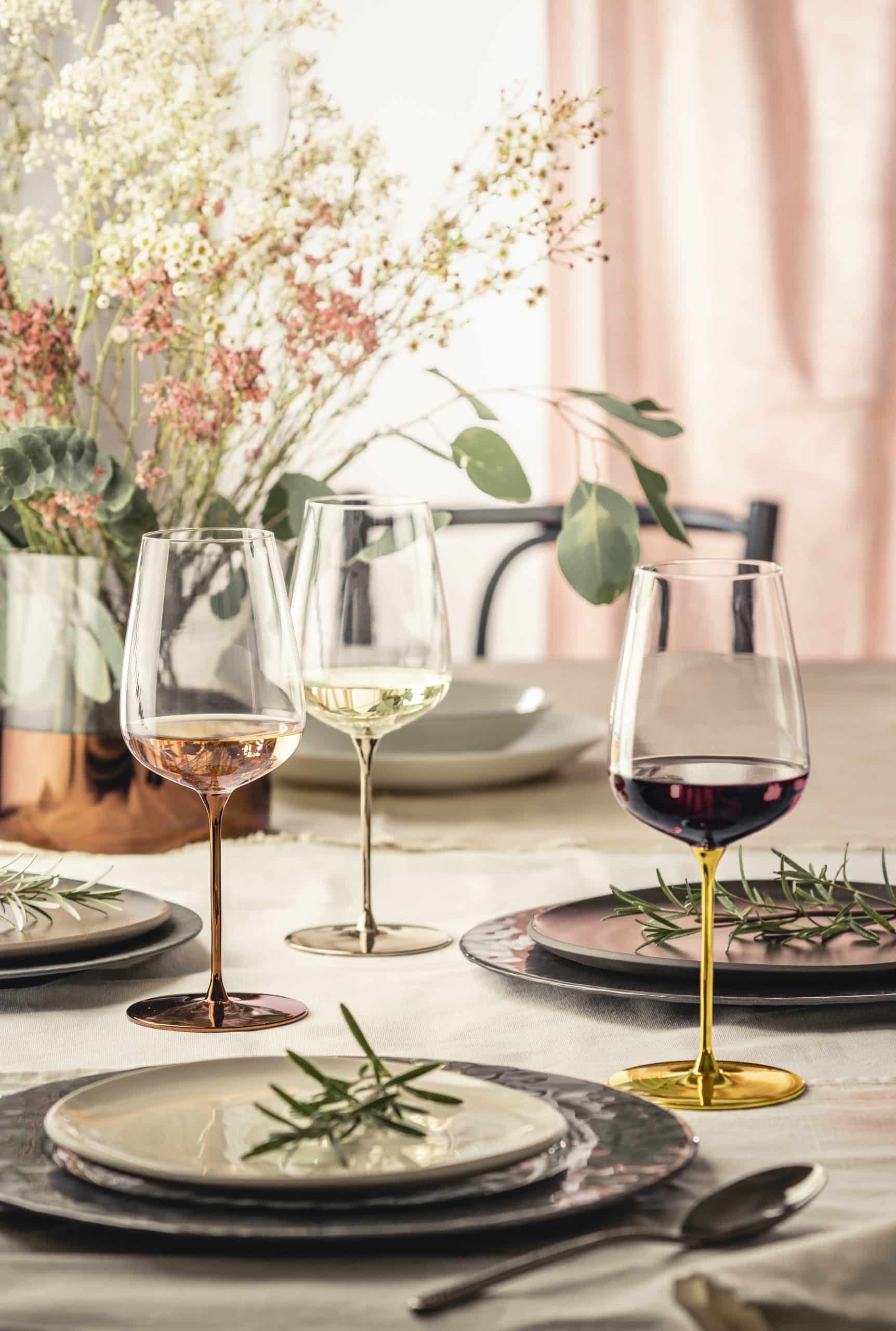 Set aus 2 ESSENCA SENSISPLUS Weingläsern · Edelmetall veredelt